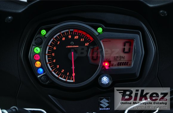 2010 Suzuki Gladius 400 photo